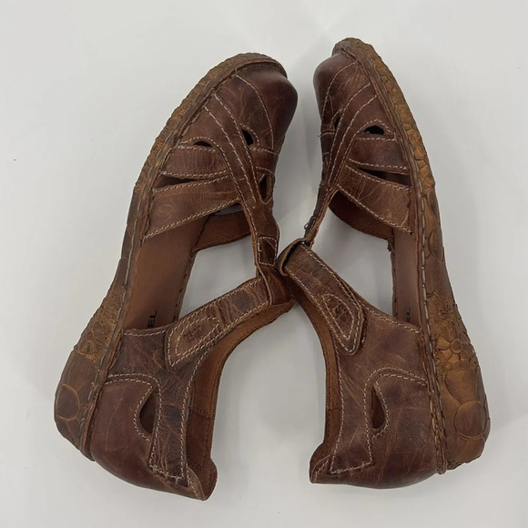 Josef Seibel Rosalie 29 Closed Toe Sandals in Brandy - Size 6-6 1/2 (37) - Picture 5 of 9